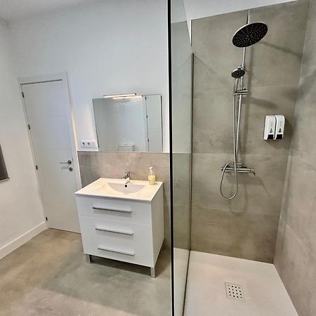 Acogedor Apt 6Pax 3Bdr 2Bth - Cozyhomesevilla5 المظهر الخارجي الصورة