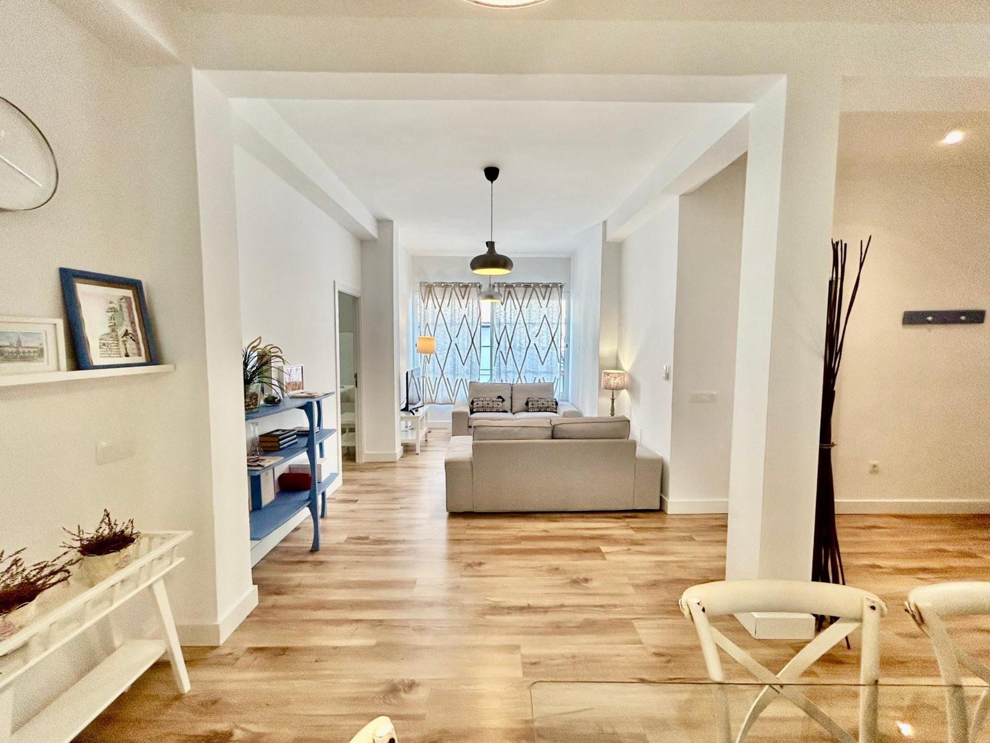 Acogedor Apt 6Pax 3Bdr 2Bth - Cozyhomesevilla5 المظهر الخارجي الصورة