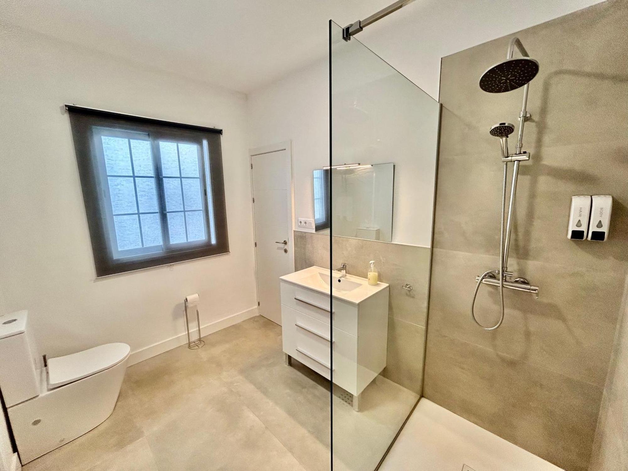 Acogedor Apt 6Pax 3Bdr 2Bth - Cozyhomesevilla5 المظهر الخارجي الصورة
