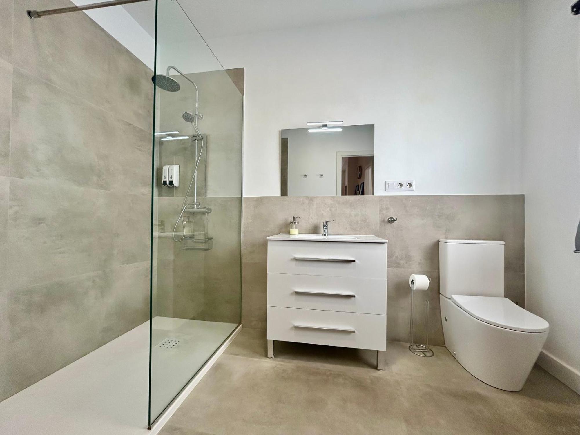 Acogedor Apt 6Pax 3Bdr 2Bth - Cozyhomesevilla5 المظهر الخارجي الصورة