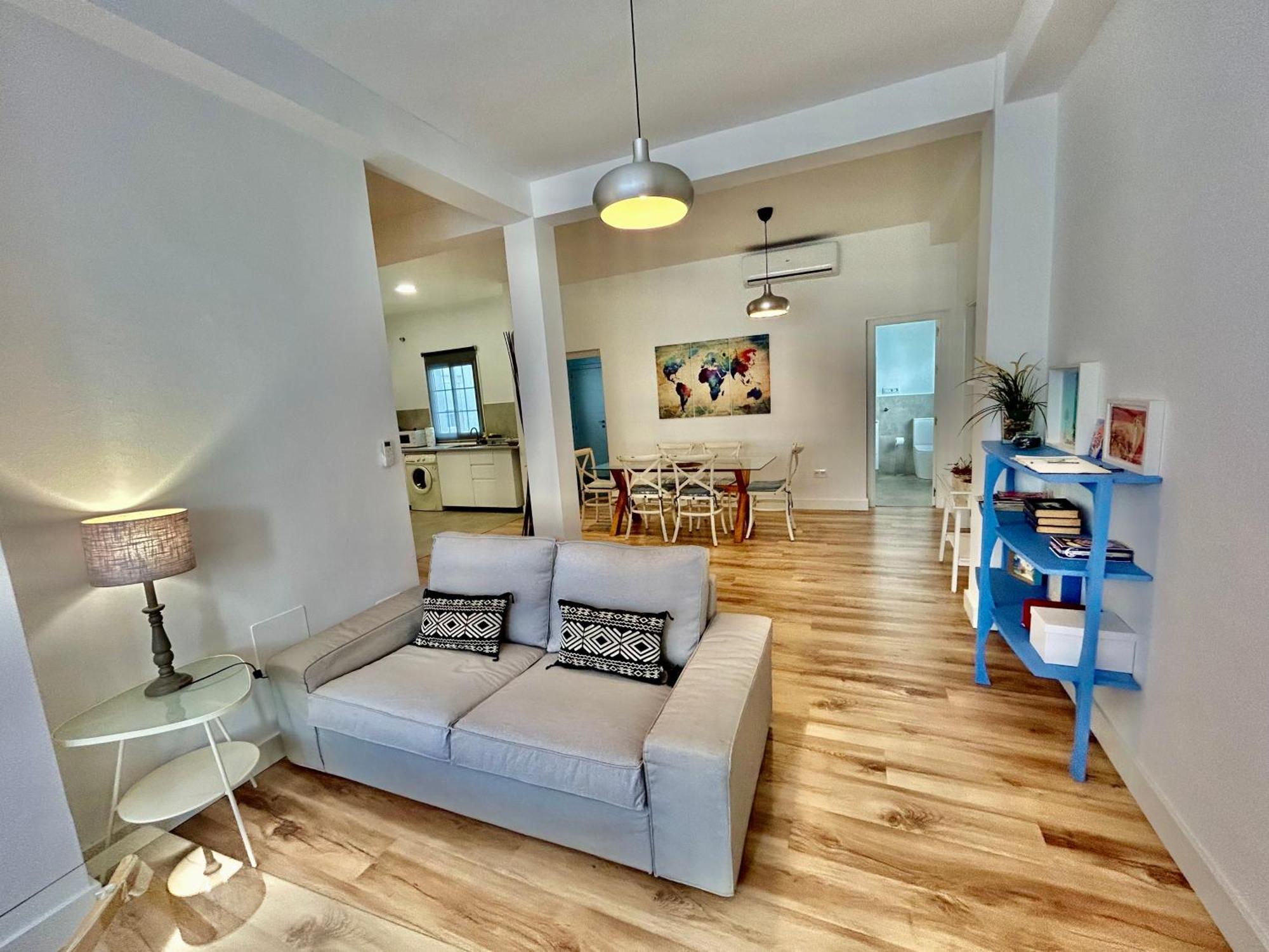 Acogedor Apt 6Pax 3Bdr 2Bth - Cozyhomesevilla5 المظهر الخارجي الصورة